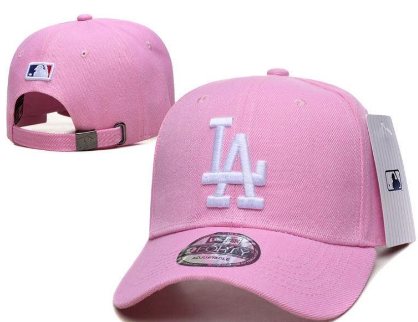 pink hat