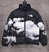 Load image into Gallery viewer, THE North face coat - White Cloud
