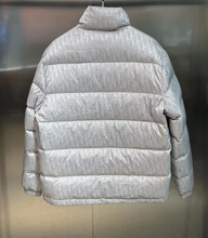 Load image into Gallery viewer, coat white
